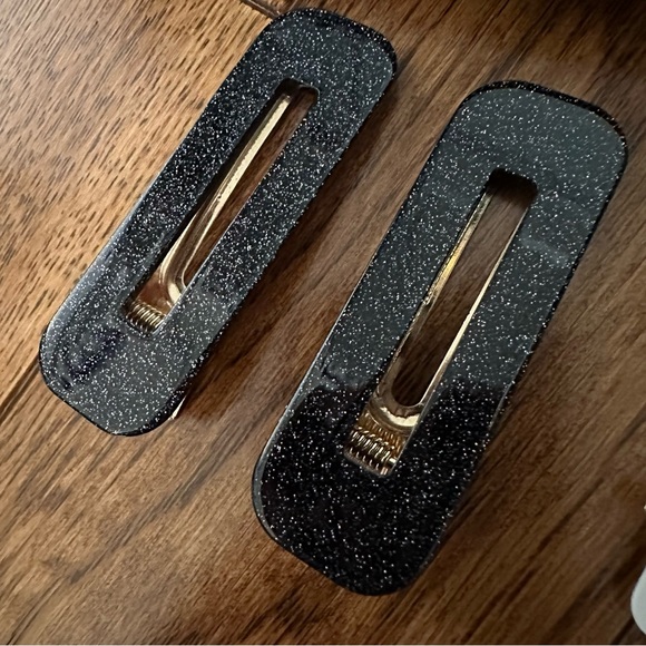 Hair accessories - Picture 3 of 7